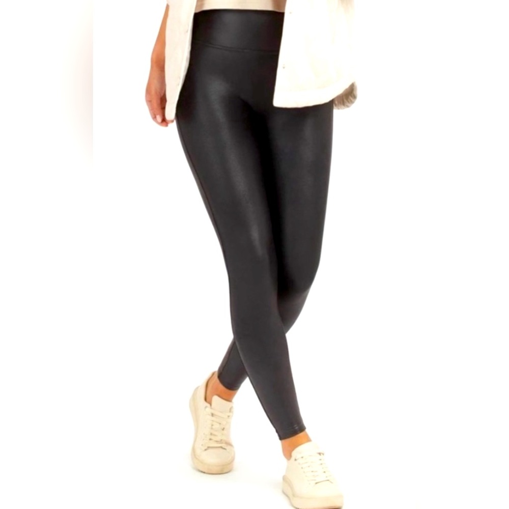 Spanx Faux Leather Leggings size Small